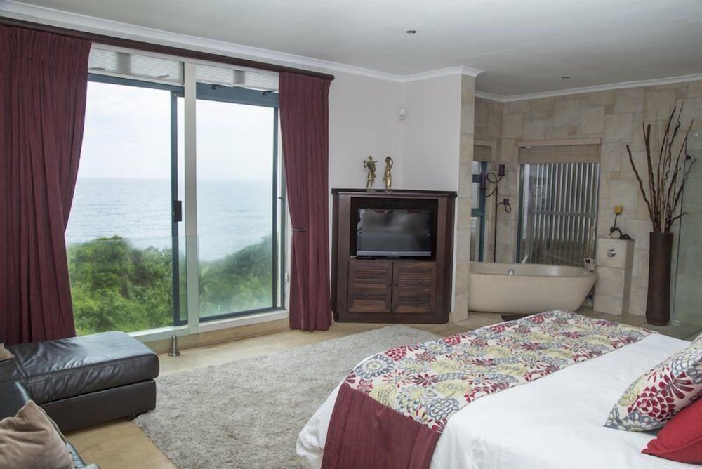 Grand Double Room photo 2