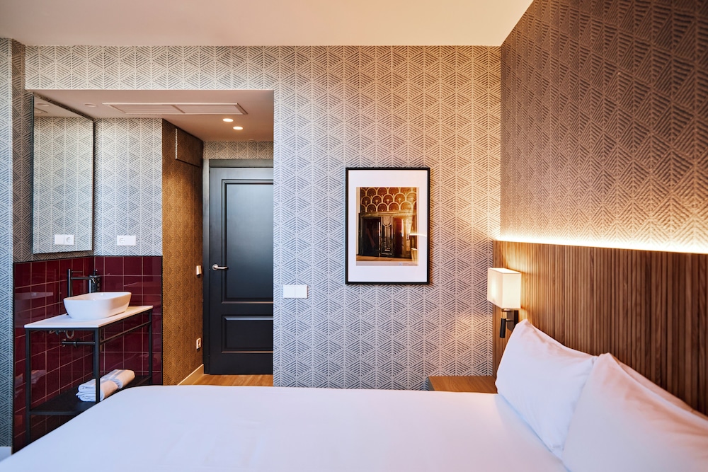 Deluxe Double Room photo 3