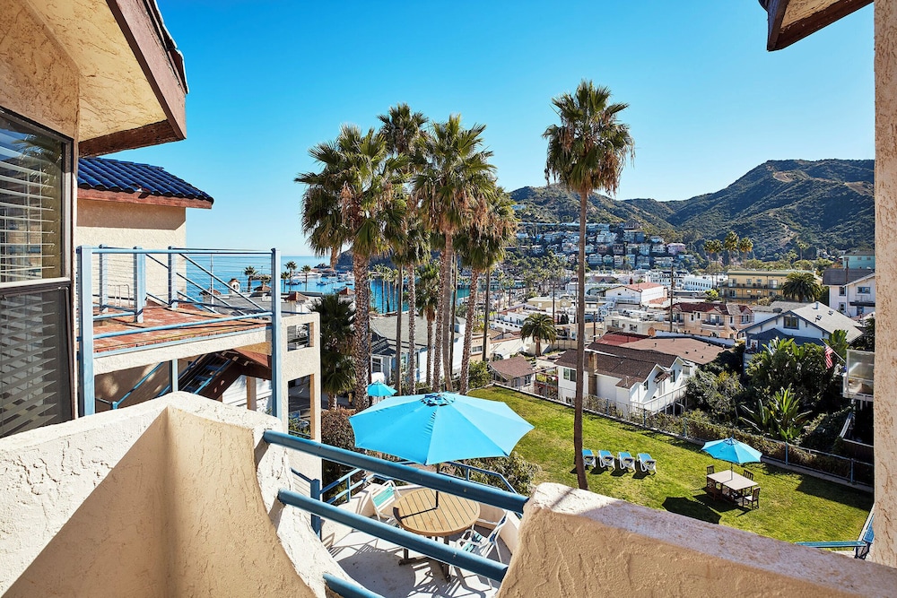 Suite, Multiple Beds, Ocean View photo 3