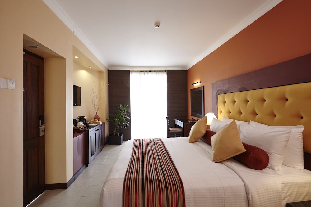 Cabana Room
