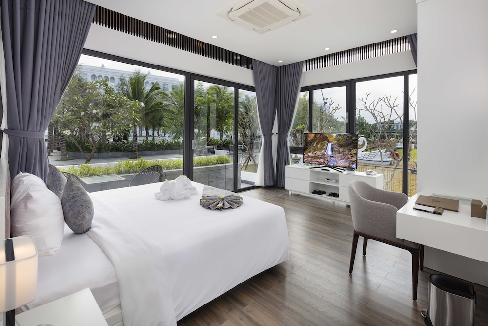 Presidential Villa 4-bedroom
