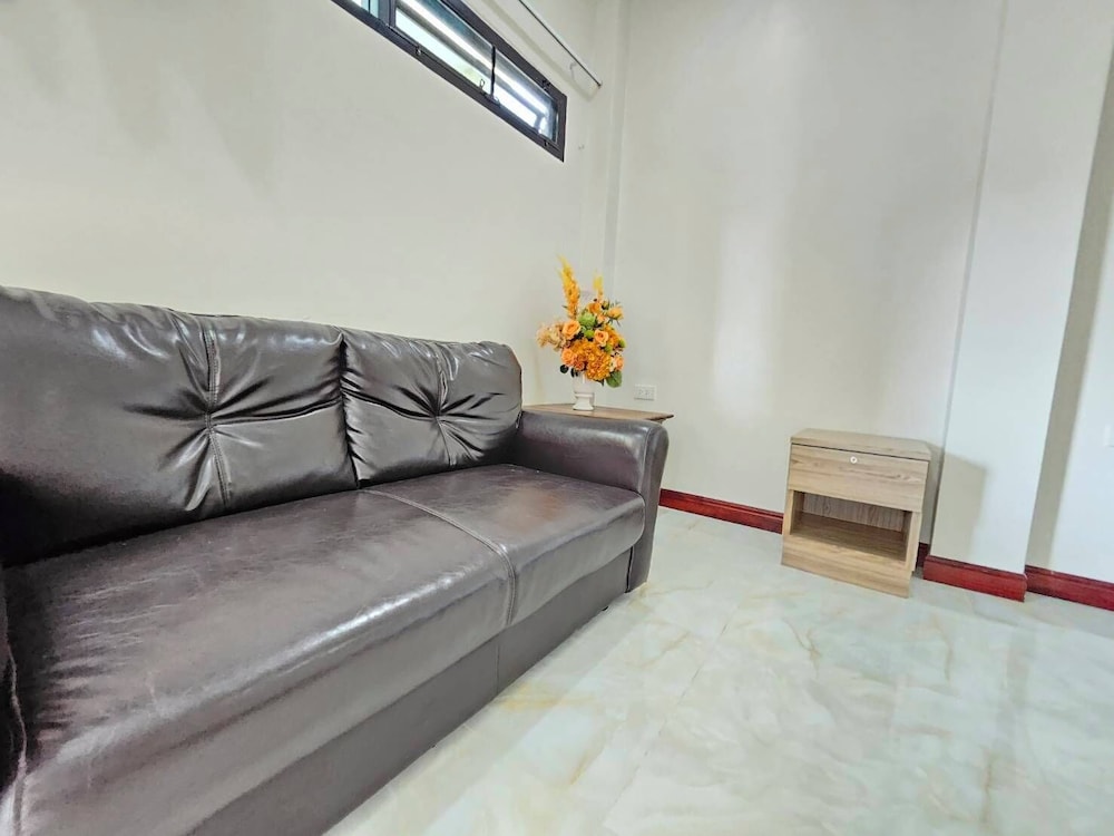 Standard Single Room - Photo 4