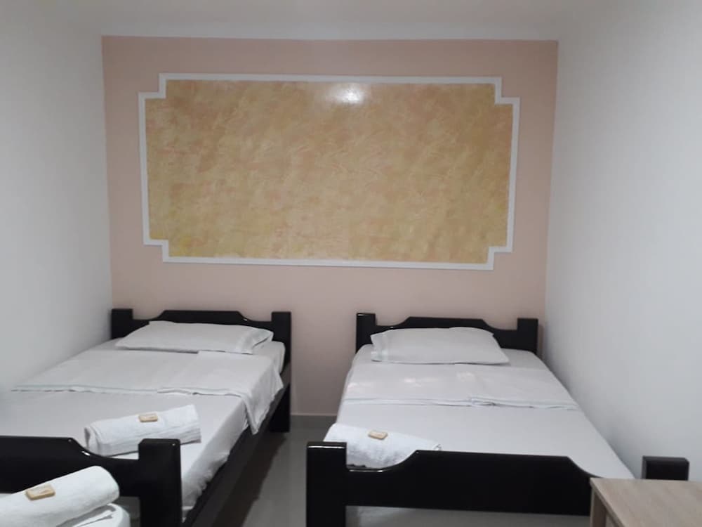 Standard Room, 1 Bedroom, Non Smoking, Private Bathroom (5 People)