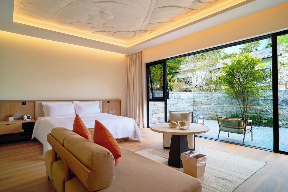 Basic Double Room, Private Bathroom, Garden View photo 1