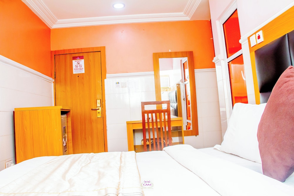 Basic Single Room photo 2