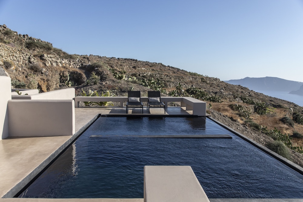 Rocky Room with Sea View and Independent Pool - Photo 2