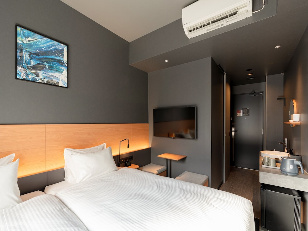 Compact Twin Room, Non Smoking - Photo 2