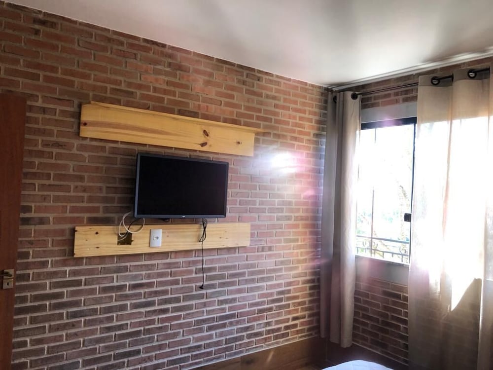 Standard Chalet, 1 Queen Bed photo 1