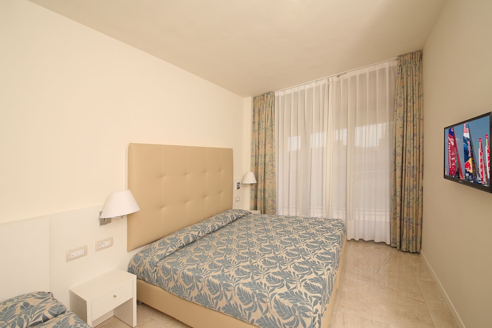 Design Double Room - Photo 3
