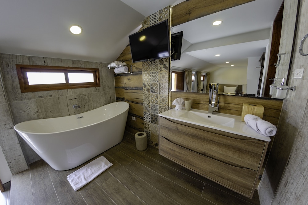 Premium Studio Suite photo 2