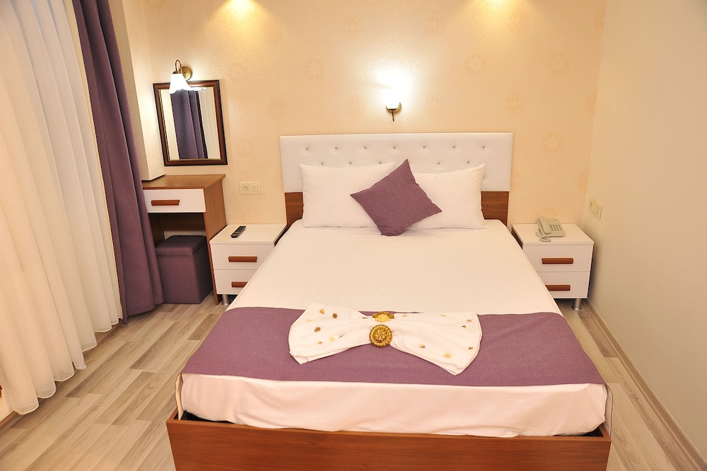 Economy Double Room photo 3