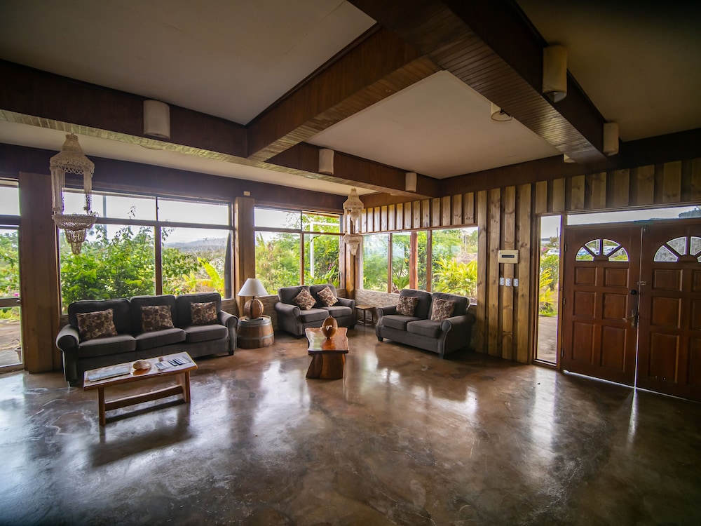 Family Room, Courtyard View photo 3