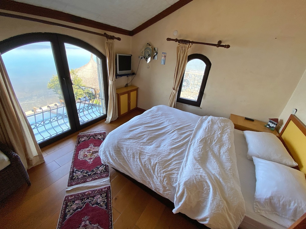Deluxe Villa, 4 Bedrooms photo 1