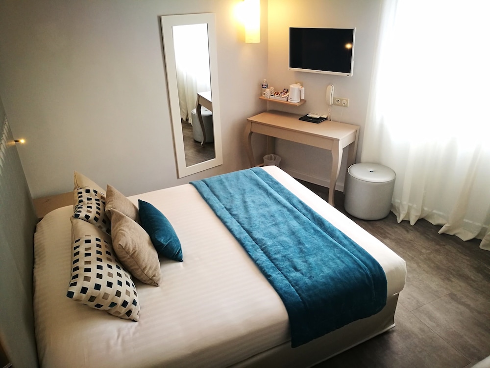 Superior Double Room, Courtyard View photo 3