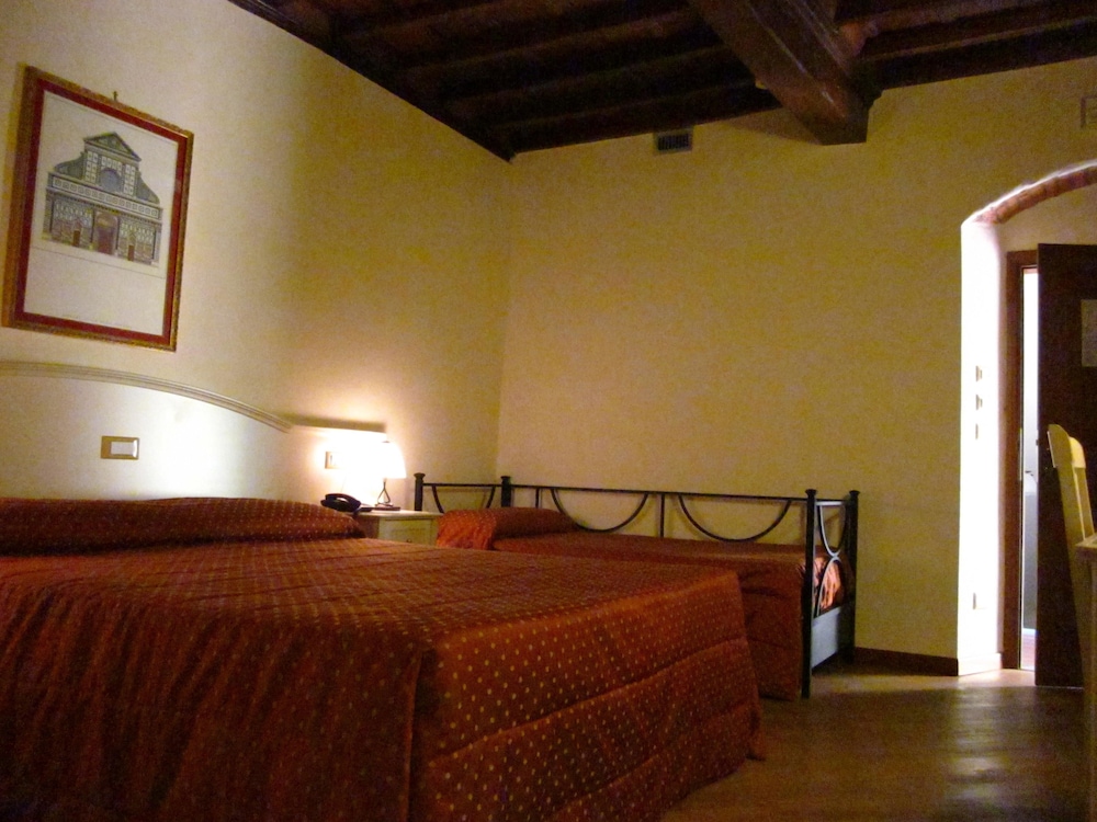 Triple Room photo 1