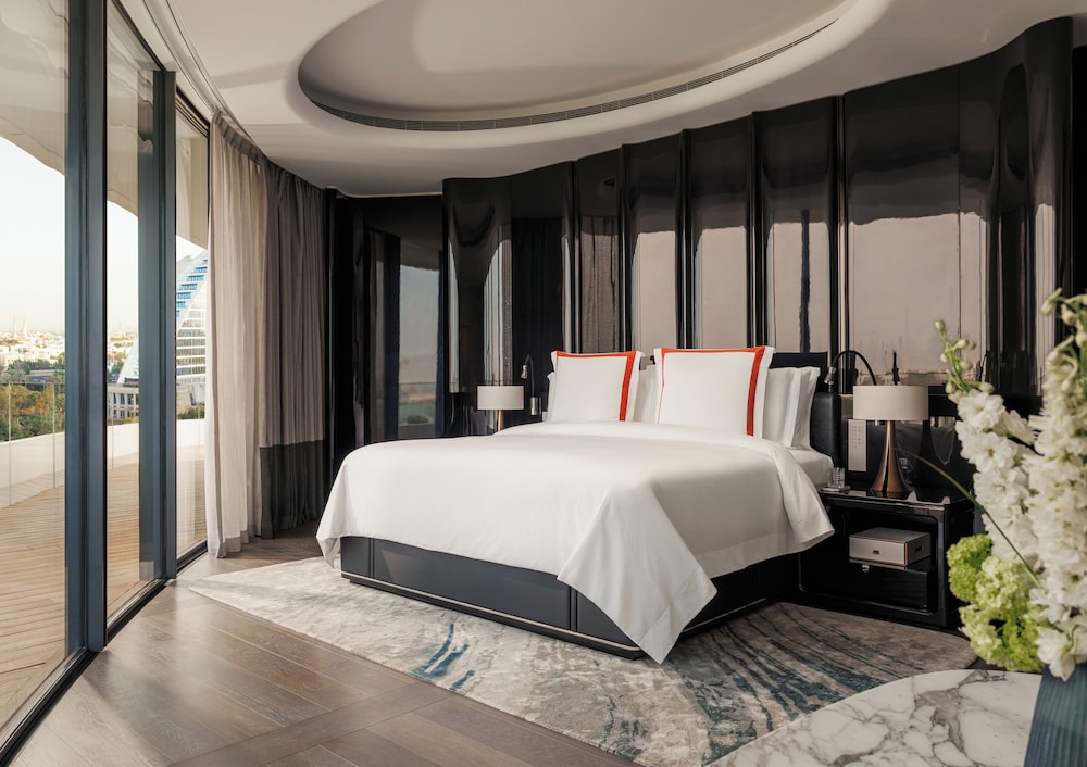 Suite (Pearl) photo 2