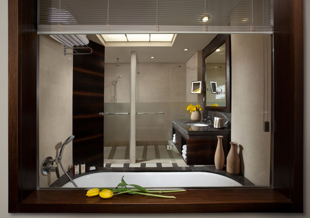 Deluxe Room, Bay View - Photo 4