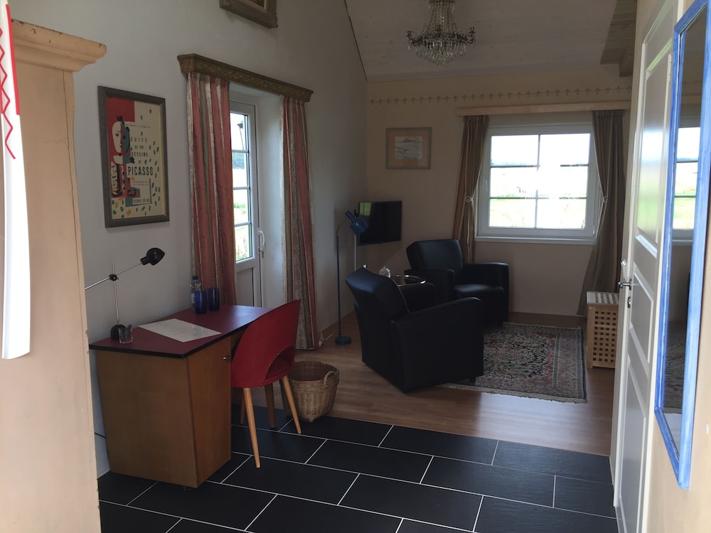 Deluxe Double or Twin Room, Hill View photo 1