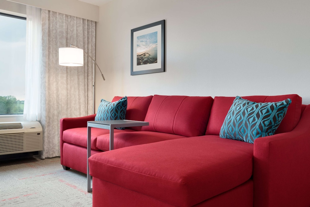 Studio, 2 Queen Beds, Non Smoking, Refrigerator & Microwave (Wet Bar) photo 2