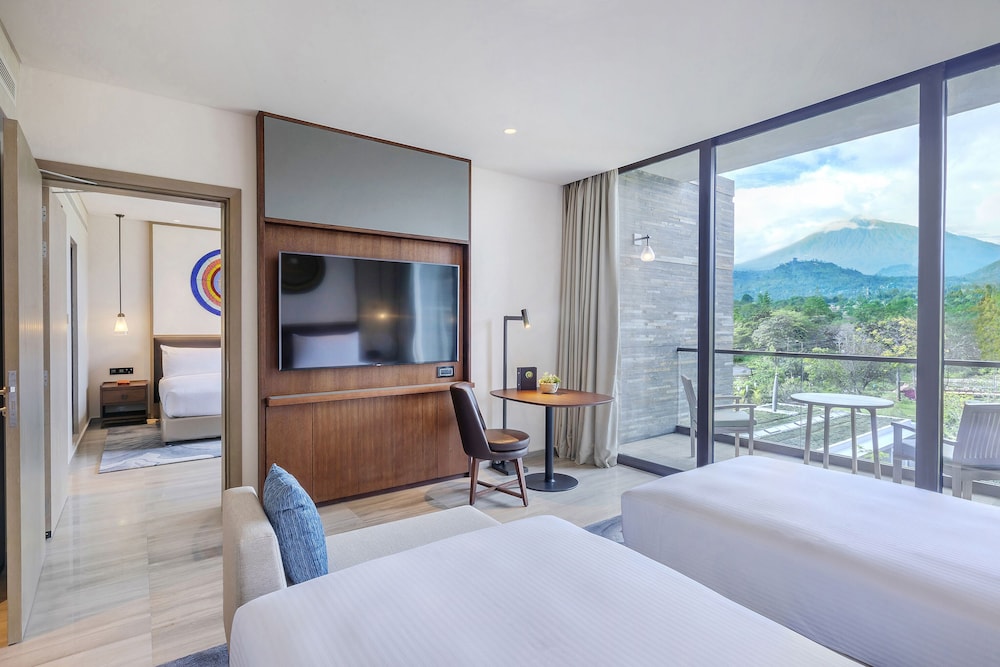 Deluxe Room (Interconnecting - Mount Meru View) - Photo 7