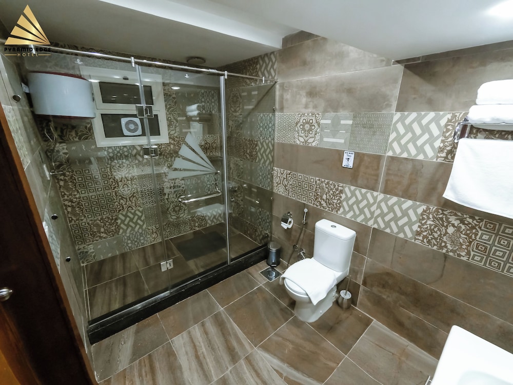 Deluxe Twin Room (Pyramids View) - Photo 9