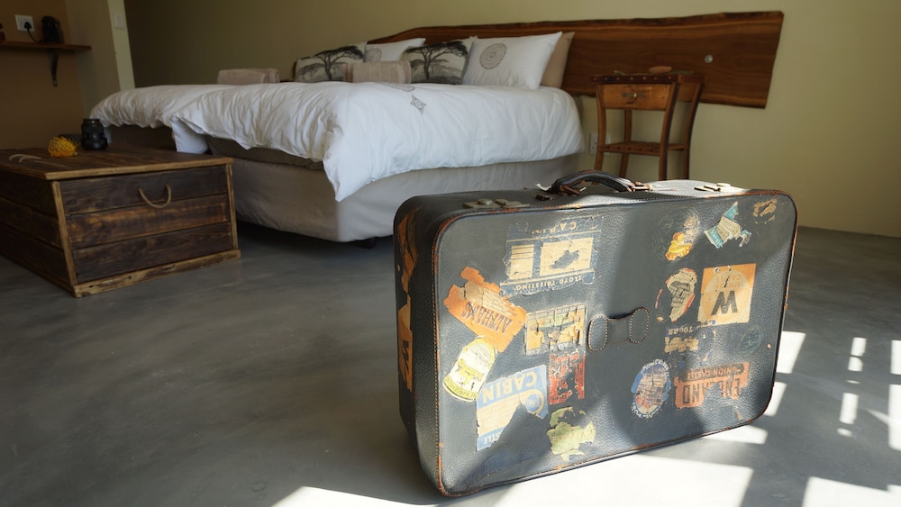 Deluxe Double Or Twin Room, 1 Bedroom, Patio, Poolside photo 2