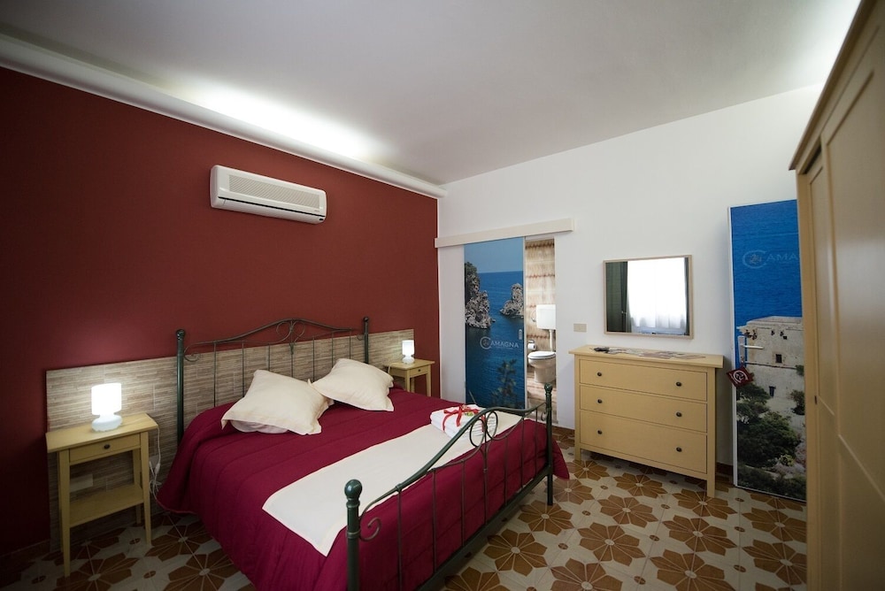 Room, 1 Bedroom, Smoking, Patio photo 1
