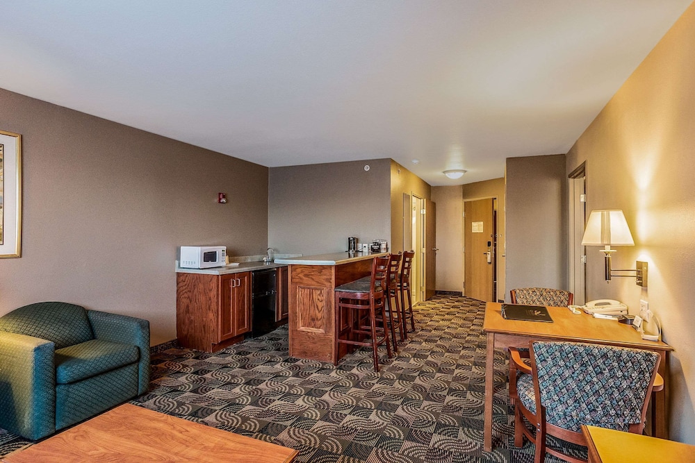 Suite, Double Queen, Hot Tube photo 2