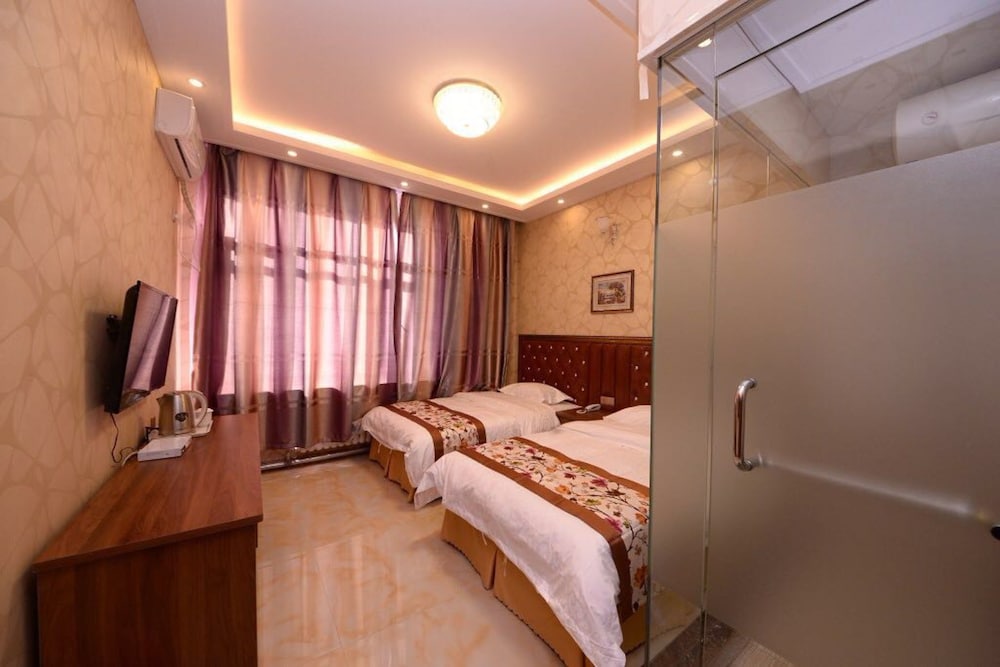 Standard Twin Room photo 1