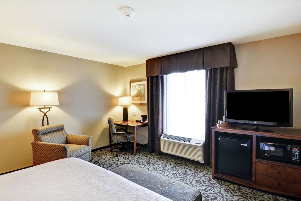 Room, 1 King Bed, Accessible - Photo 3