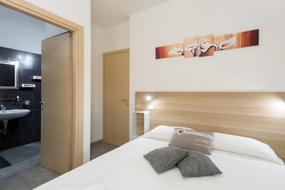 Basic Double Room (Castellabate)