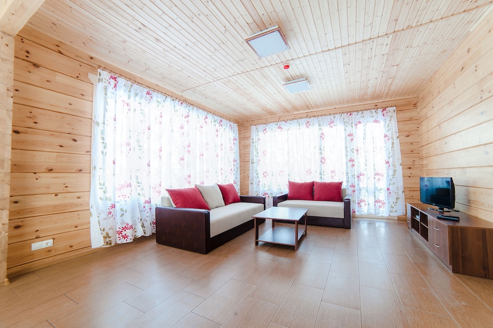 标准小屋,湖景
