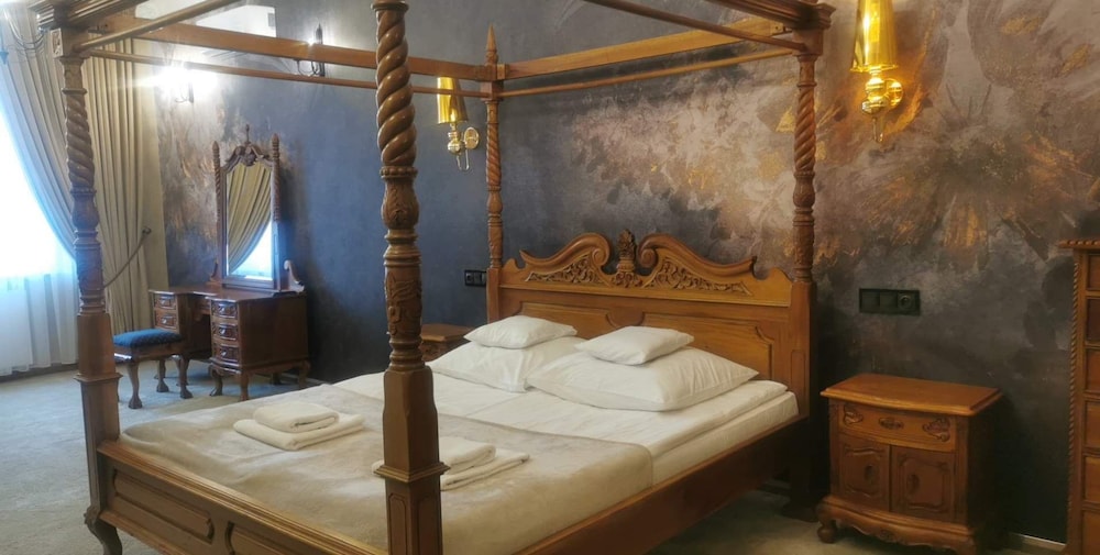 Exclusive Suite, 1 King Bed photo 1