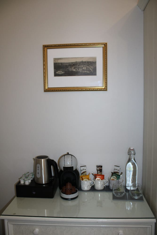 Deluxe Triple Room photo 2