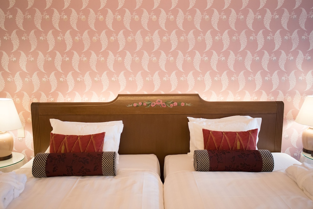 Deluxe Twin Room, Non Smoking (World Finest Breakfast) photo 2
