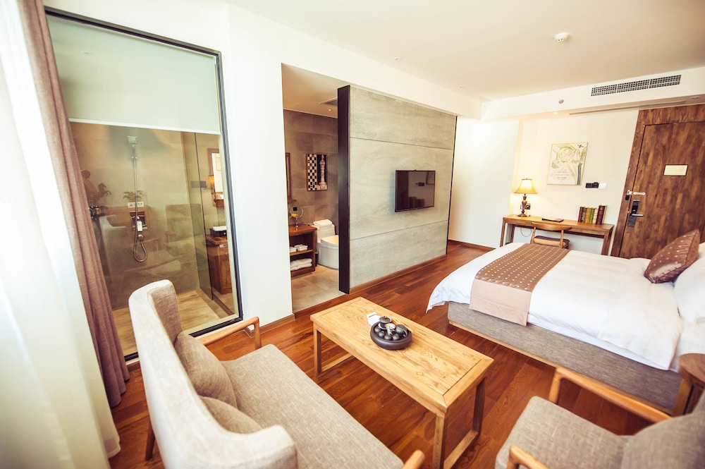 Grand Room photo 2