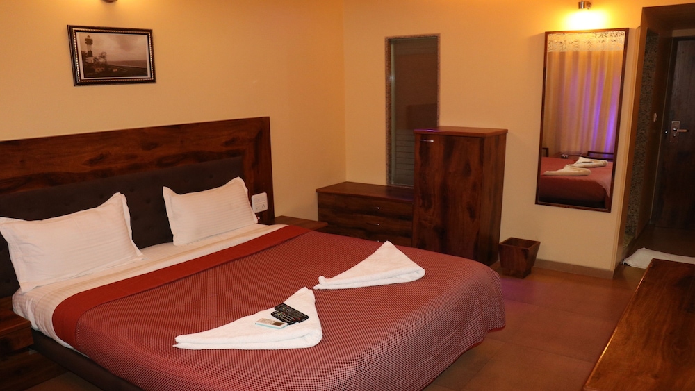 Deluxe Single Room, City View, Garden Area photo 2