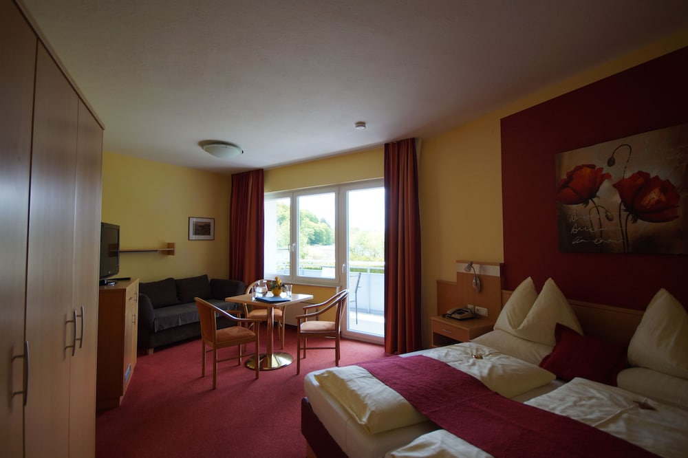 Double Room (A2C3)