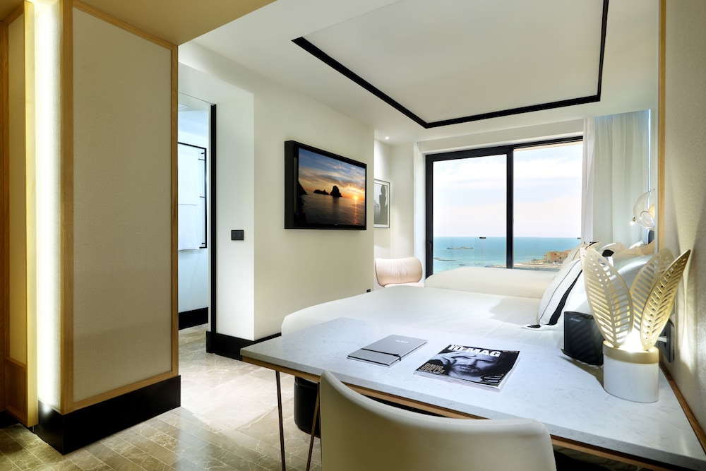 Deluxe Double Room, Sea View - Photo 5