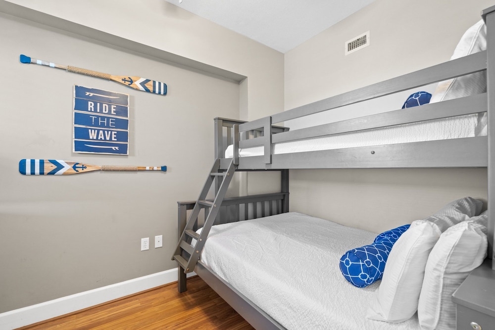 Condo photo 3