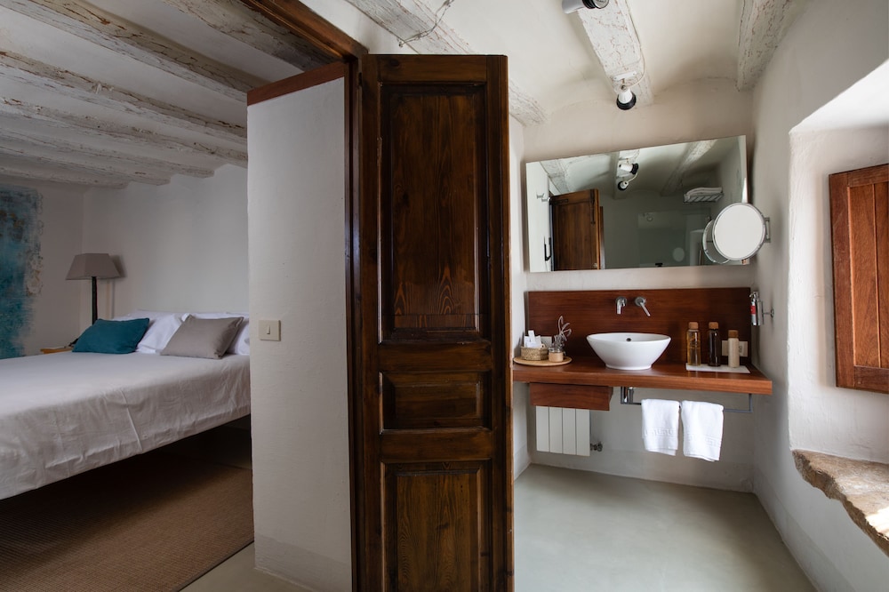 Senior Double Room photo 2