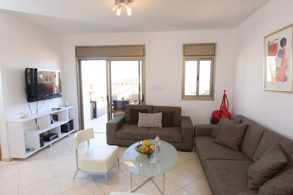 Apartment, 3 Bedrooms, Sea View (Avney Hoshen 22)