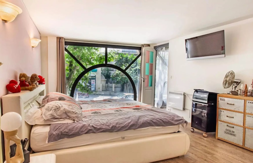 Deluxe Double Room, City View