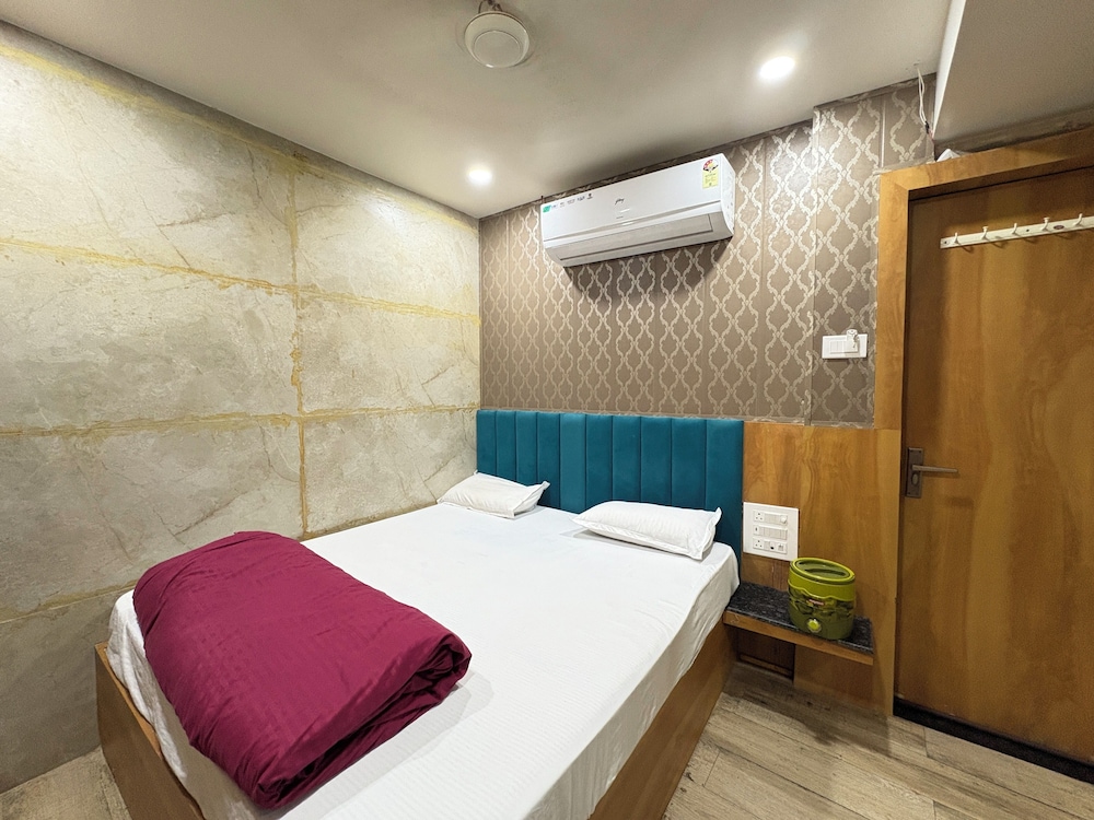 Deluxe Double Room, City View photo 2