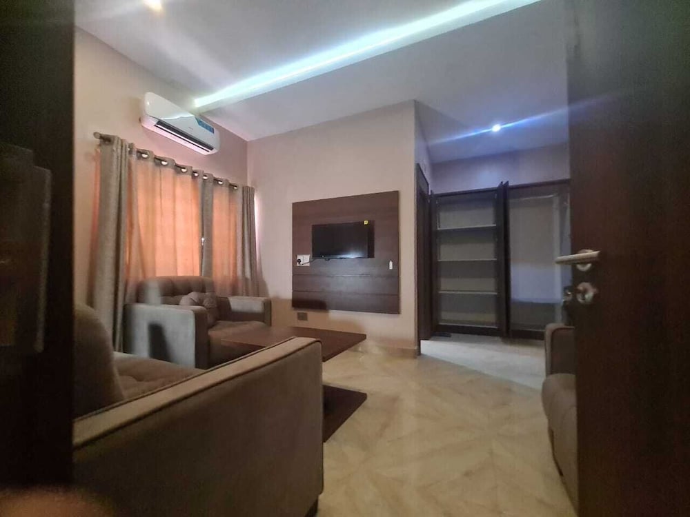 Deluxe Single Room, Courtyard View