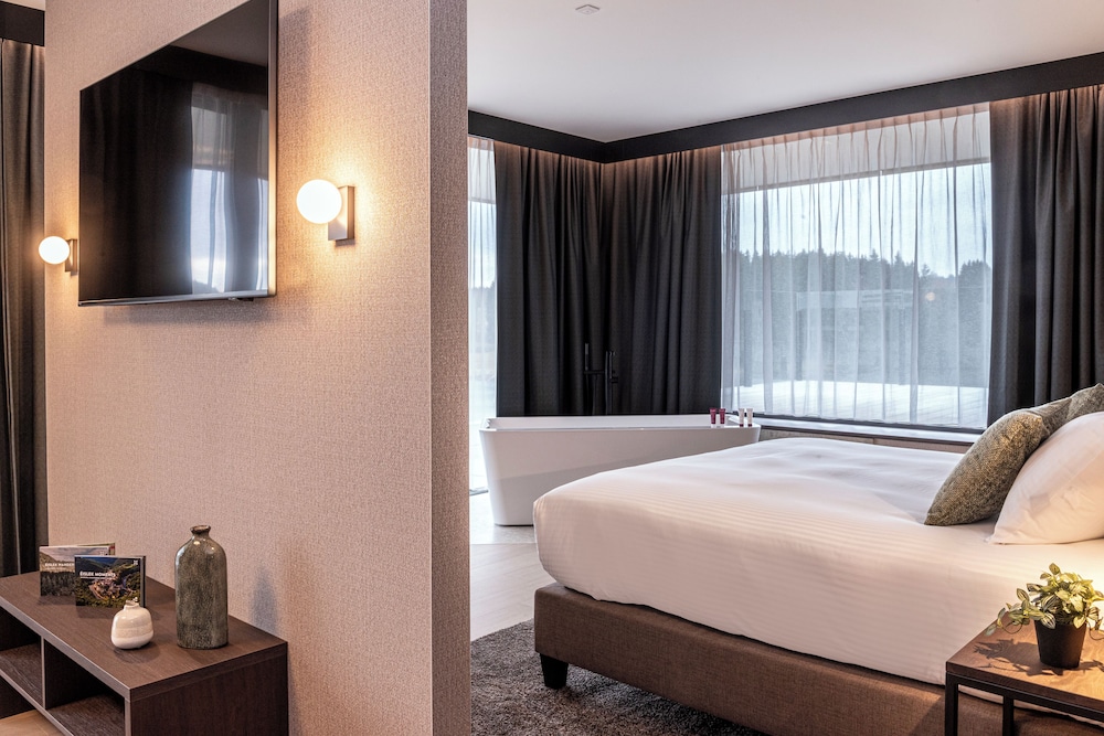 Premium Suite