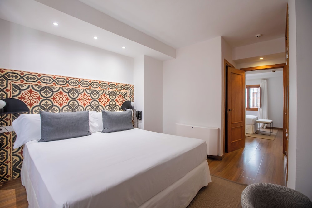 Triple Room - Photo 2