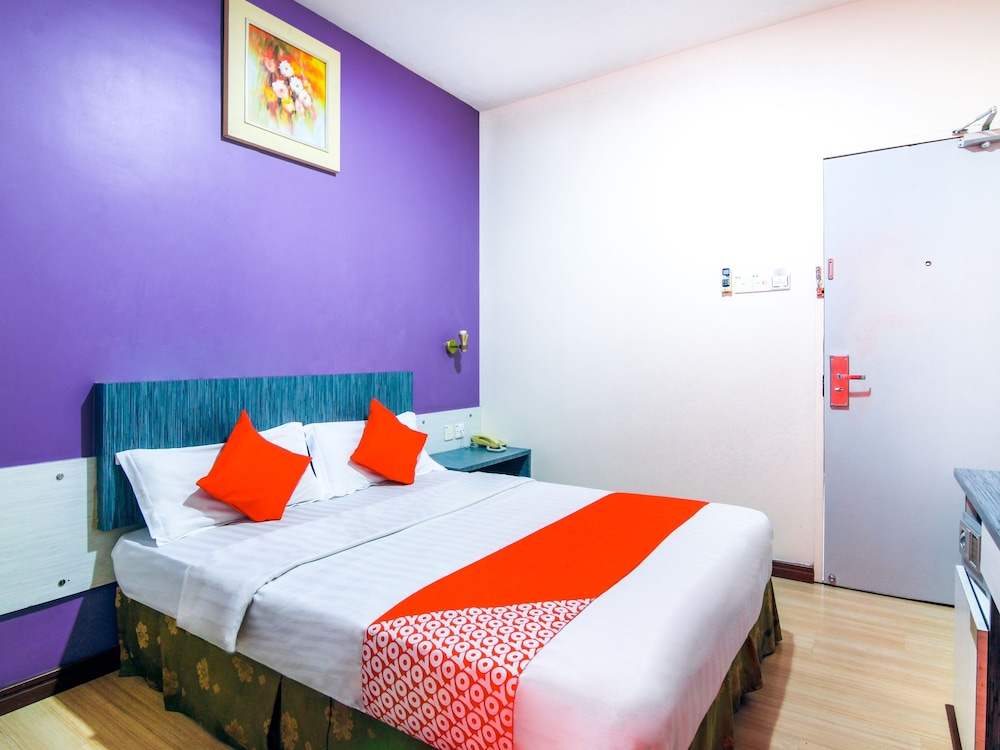 Deluxe Double Room, 1 Queen Bed photo 2