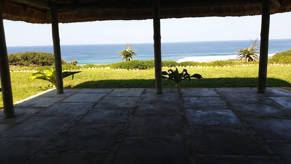 Executive House photo 1