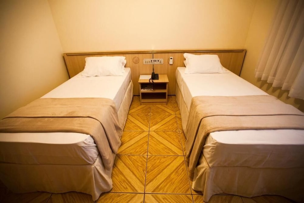 Standard Twin Room photo 1